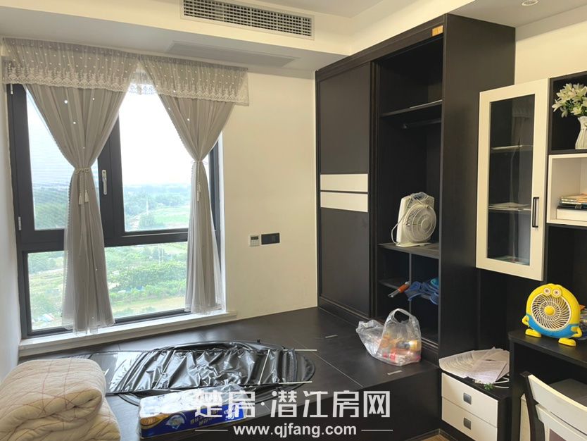 精装修好楼层南北通透这不就是你想要的房子吗？