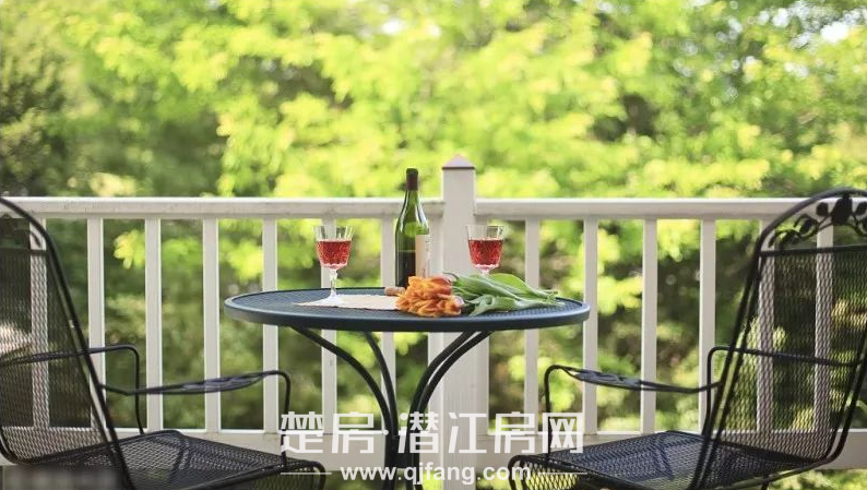 卓尔·潜江客厅 | 南北双景观阳台 诗意洒满生活