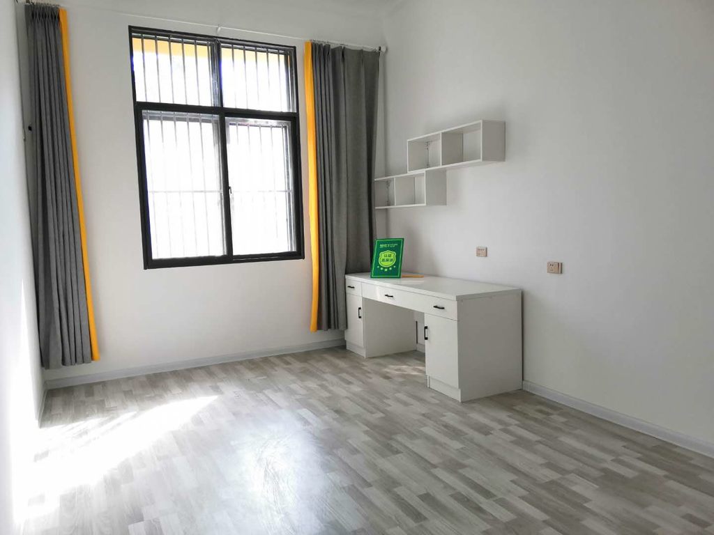 中心城区二中附近房源推荐：小户型+带装修+总价低