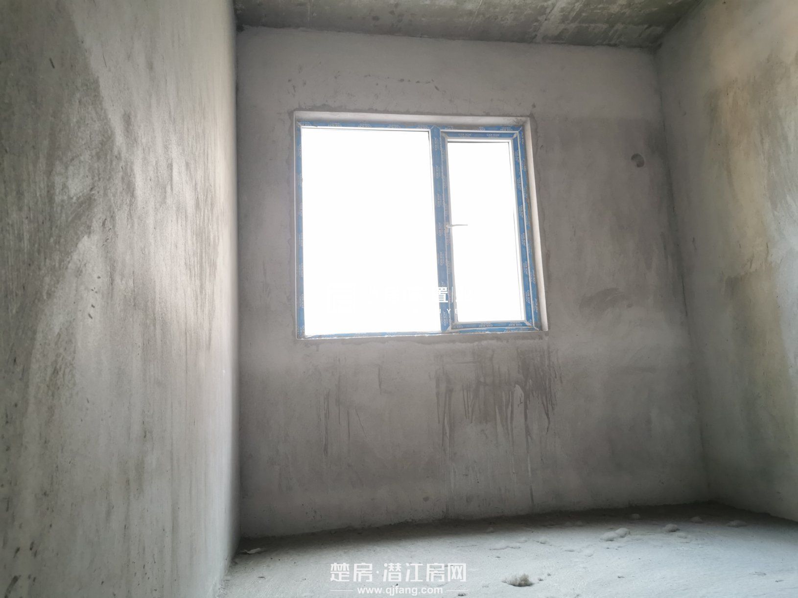 生态白鹤湾毛坯大四房，南北通透老证诚心出售