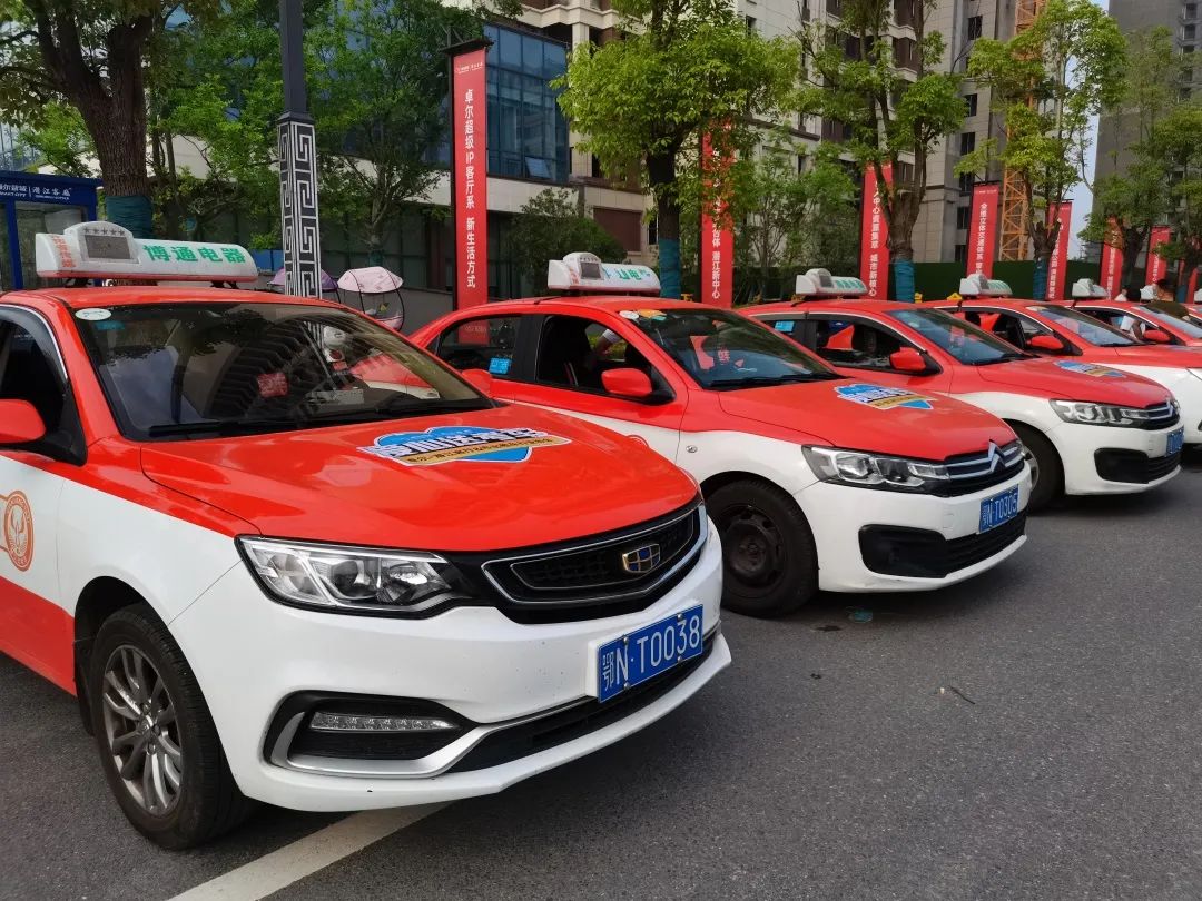 爱心送考，护航梦想|卓尔·潜江客厅为高考疯狂打CALL！