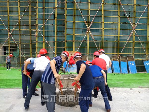 盛世龙城6月工程进度  三期喜封金顶！