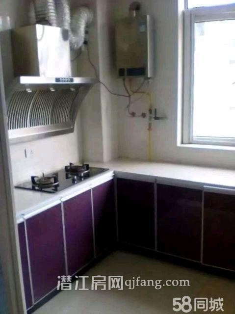 拎包入住的商住房(130.9+13平方的储物间）