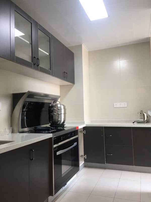 章华国际精装修二手房