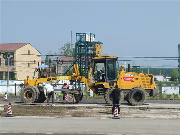 疫情防控不松劲 项目建复工复产设掀热潮