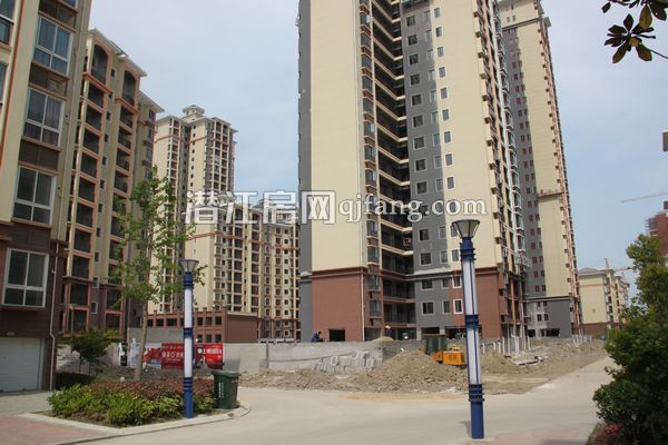 水岸尚品四月工程进度 景观绿化开始启动