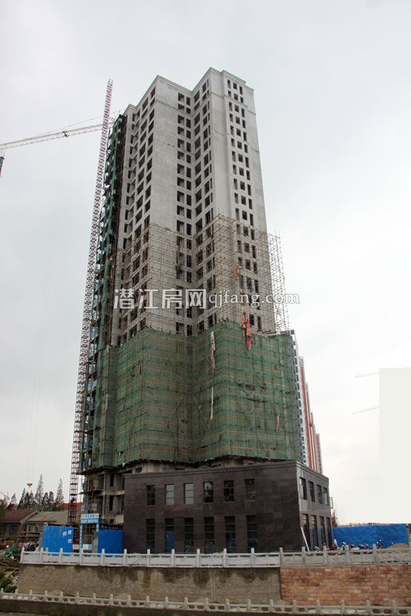 阳光水岸九月工程进度 项目主入口全面开工