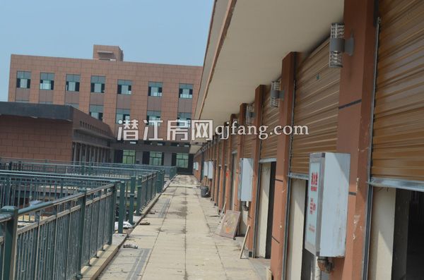 大雄江汉城4月工程进度:一期建材城进入交房