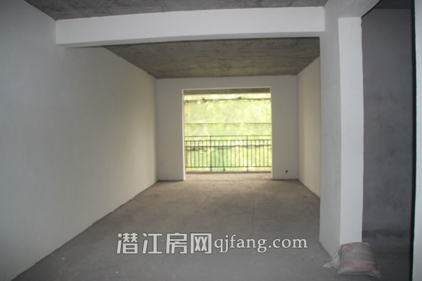 绿城熙园项目毛坯房