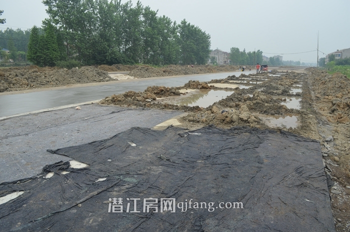 东环大道施工中