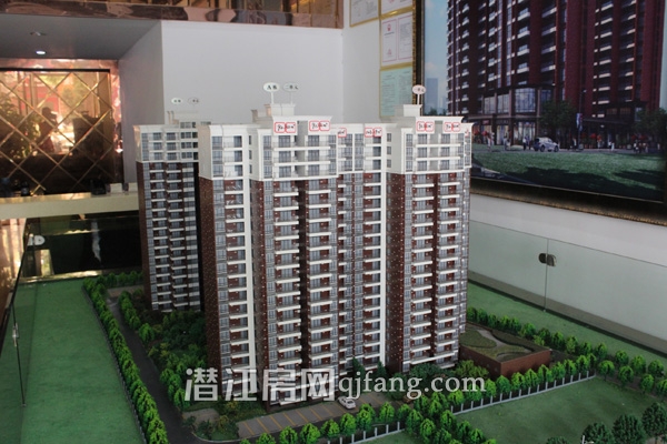 世纪华庭6月工程进度