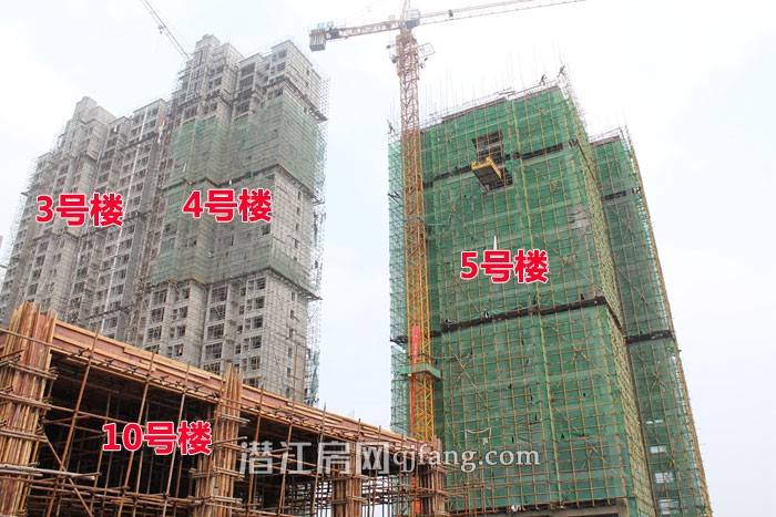 御景豪庭8月工程进度 5号楼建至14层