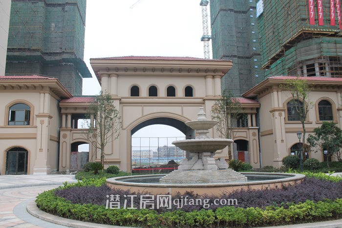 中南世纪锦城9月进度:4号楼建制3层