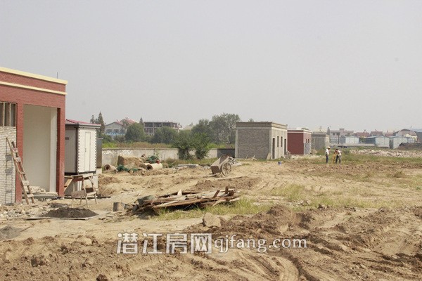 盛世龙城10月工程进度 二期工地正在打桩