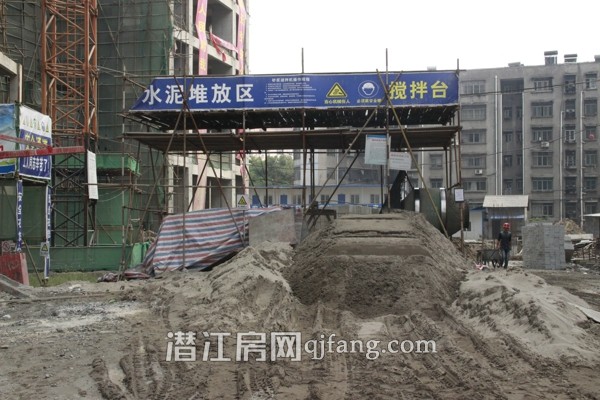 中珠家春秋10月工程进度:一期主体结构建设中