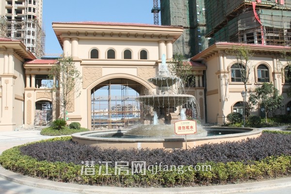 中南世纪锦城11月工程进度:4号楼建至9层