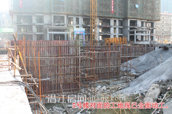 樟华国际11月工程进度:6号楼现已喜封金顶