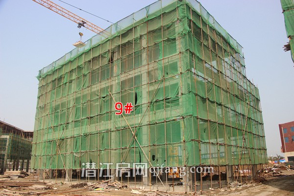 中国潜江生态龙虾城3月进度:3#已建至三层