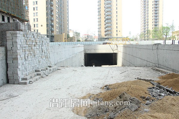 樟华国际4月工程进度:地下停车场初见雏形