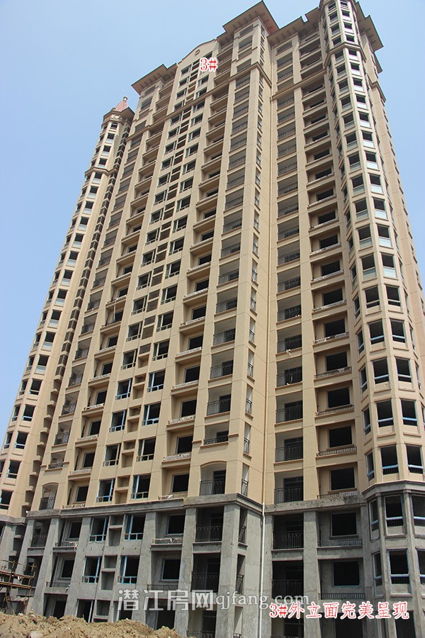 中南世纪城5月工程进度:地下车库施工中