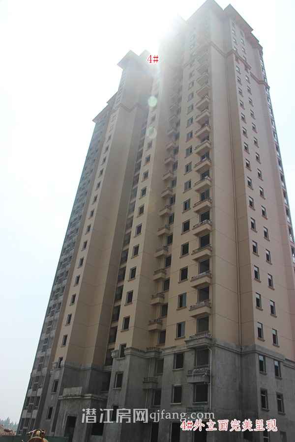 中南世纪城5月工程进度:地下车库施工中