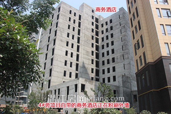 阳光水岸7月工程进度:1号楼正拆防护网