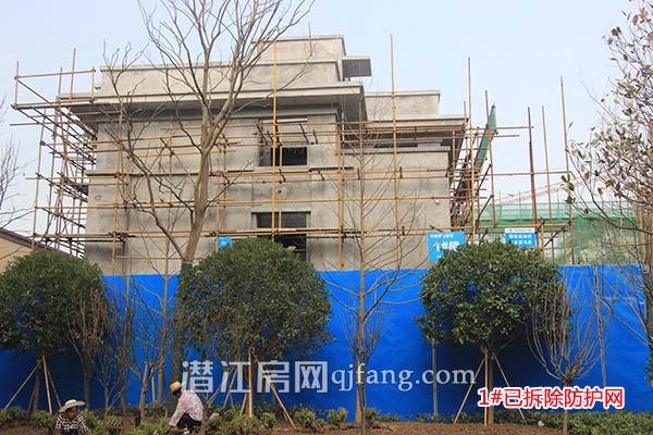 中南世纪雅苑工程进度:已开始做绿化