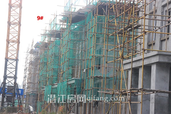 中南世纪雅苑10月工程进度:一期即将全线封顶