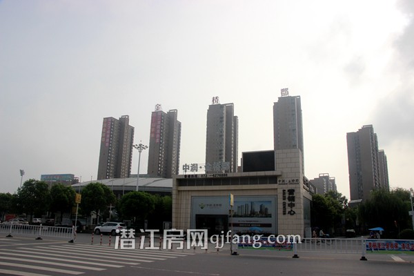 中润·金桥郡7月工程进度：法式园林景观呈现