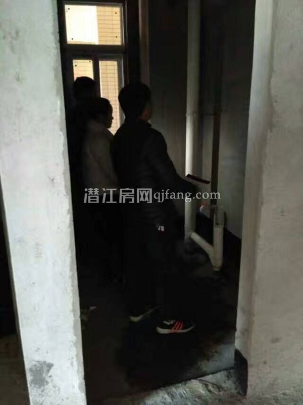 2017040815575120984y2lu9v.jpg 3.jpg