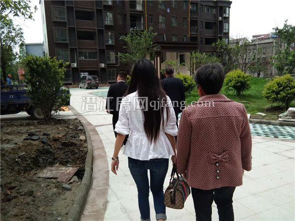 小编陪购第37期：回家买房安家选环境