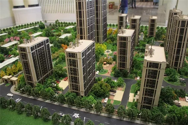 2017081116254182974lypz3g.jpg 640.webp (3).jpg