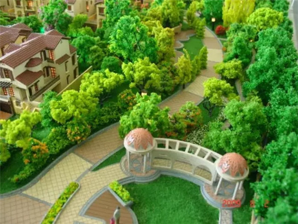 2017081116255018399mcimq4.jpg 640.webp (4).jpg