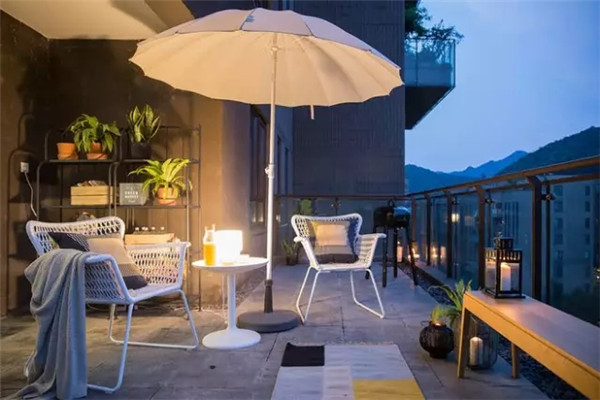 2017081608413483494emtugi.jpg 640.webp.jpg