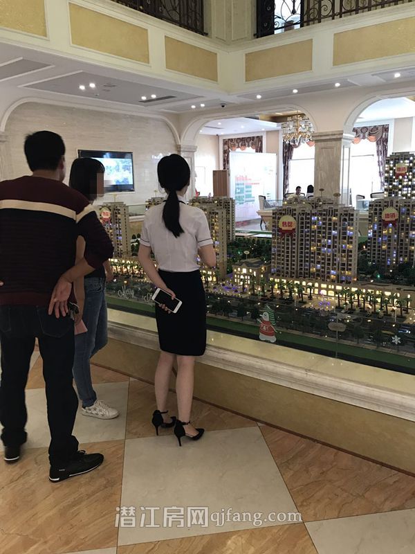 2017090915230382744ftqw6r.jpg 1.jpg