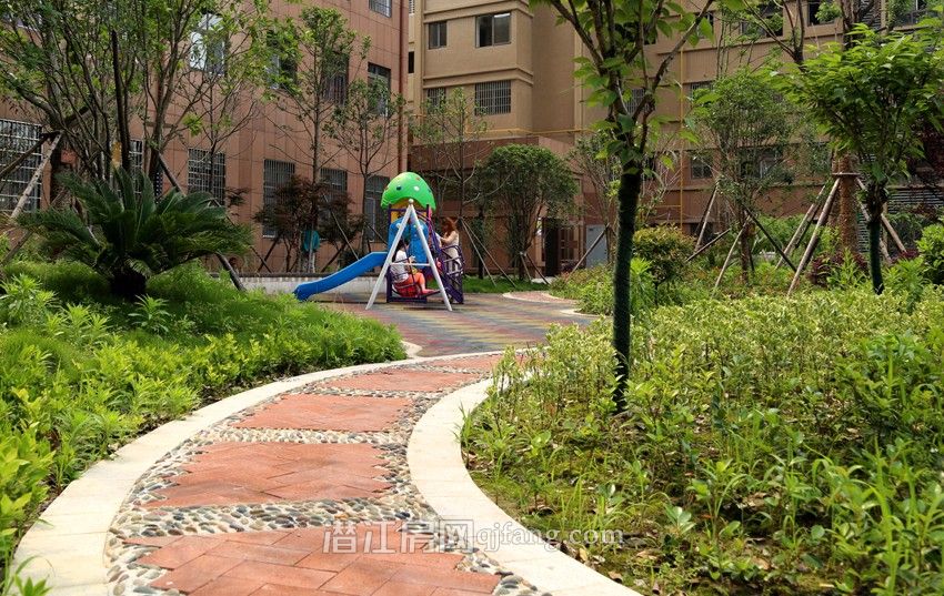 金桥郡3室2厅现房出售