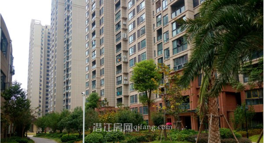 御景豪庭93平实用三居毛坯房诚意出售