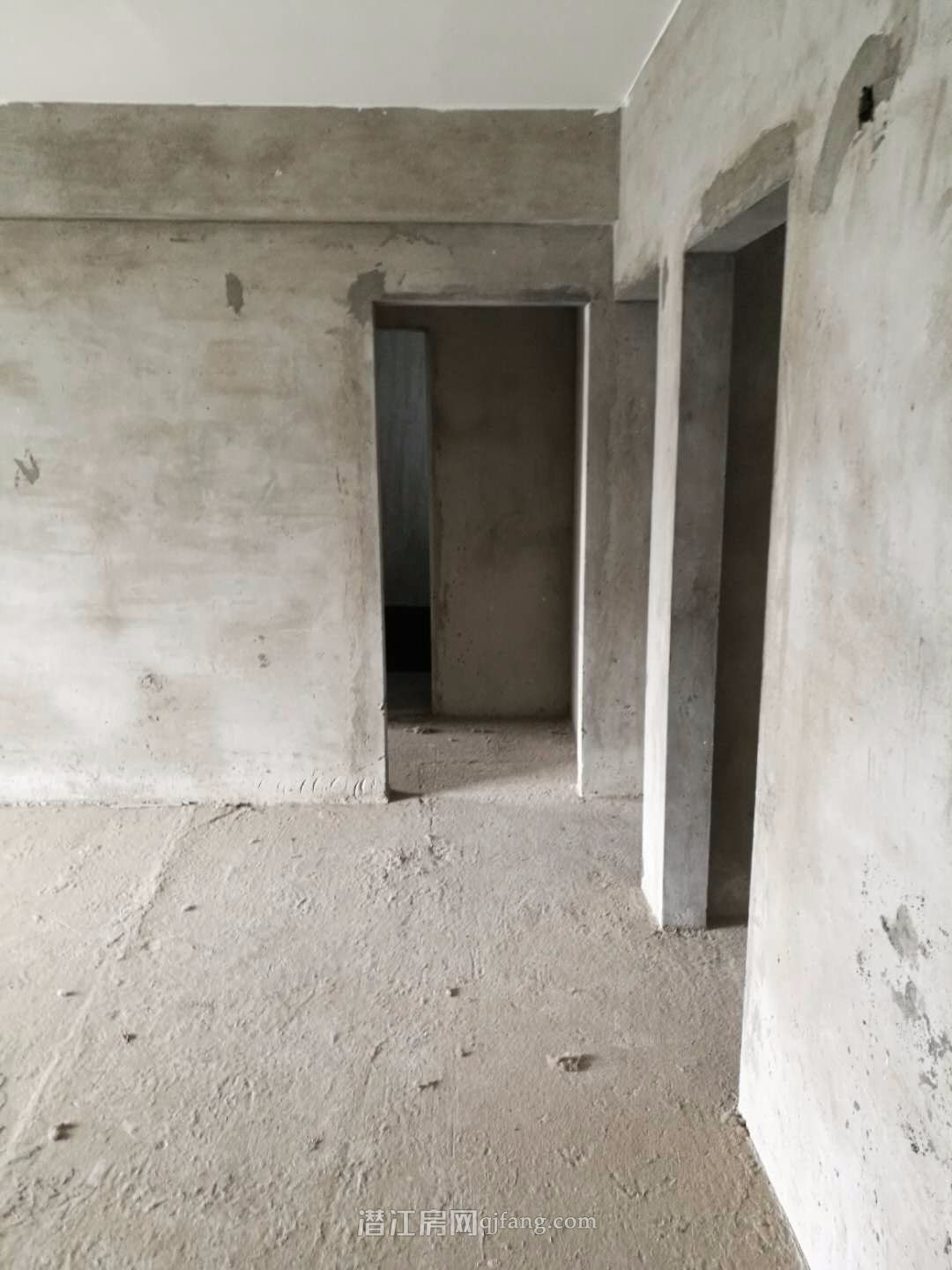 潜江盛世东城135平米有证好房诚心出售